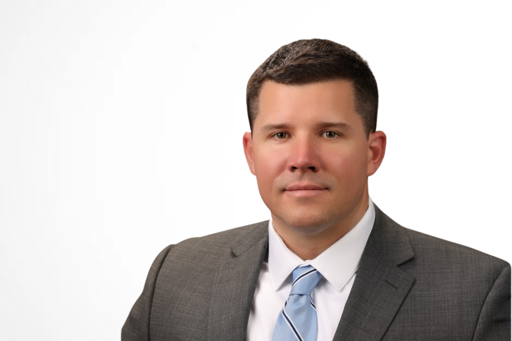 Justin Headshot (1000 x 667 px)